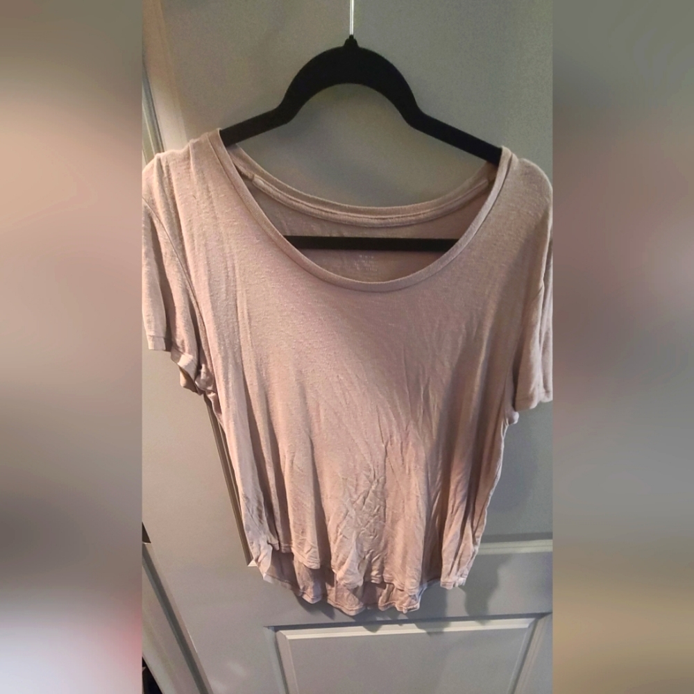 Womens Size Medium American Eagle T Shirt